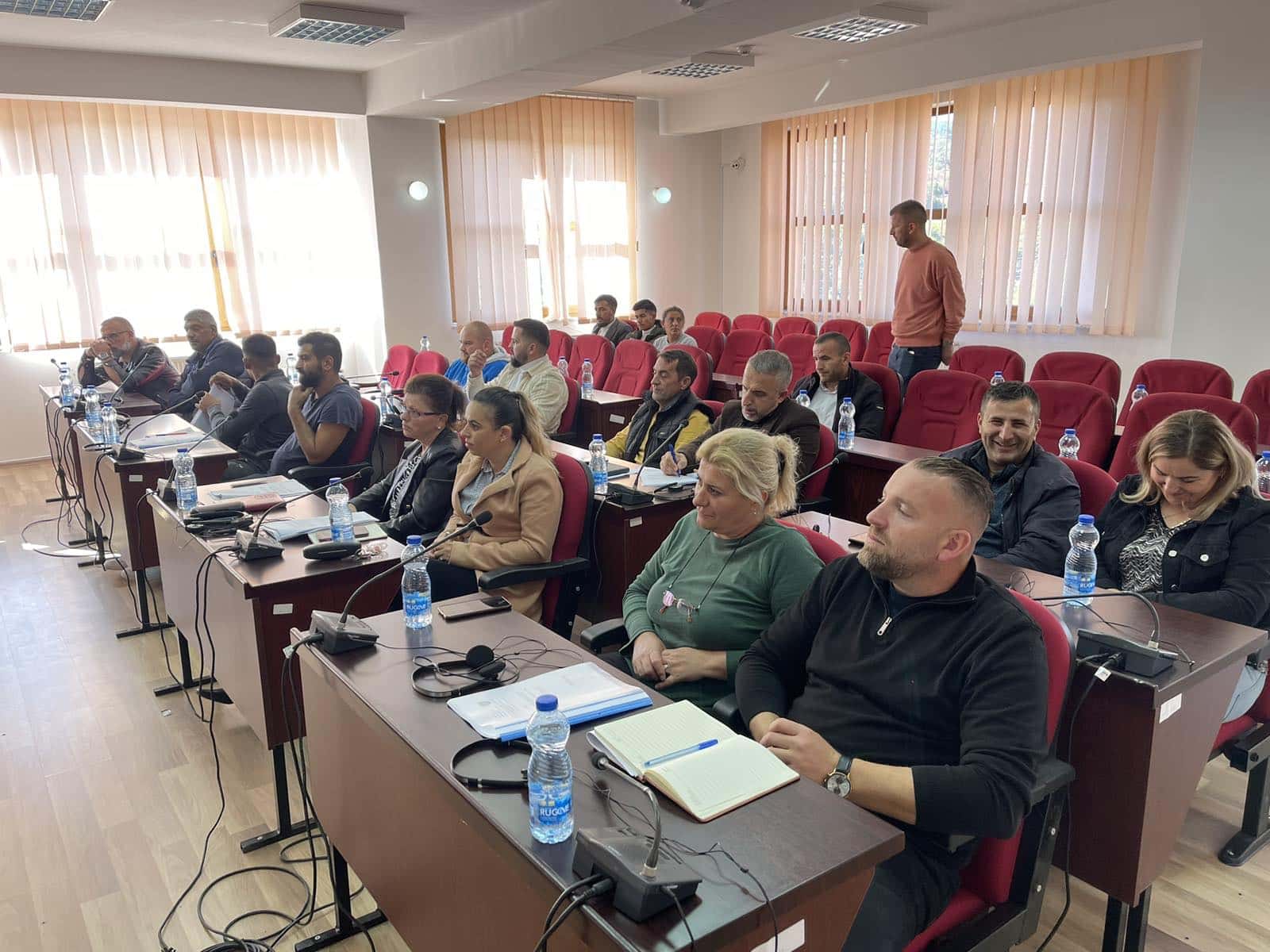 Debat publik për Projekt-Planin e Veprimit për përfshirjen e komunitetit rom ashkali në shoqërinë kosovare në nivel lokal