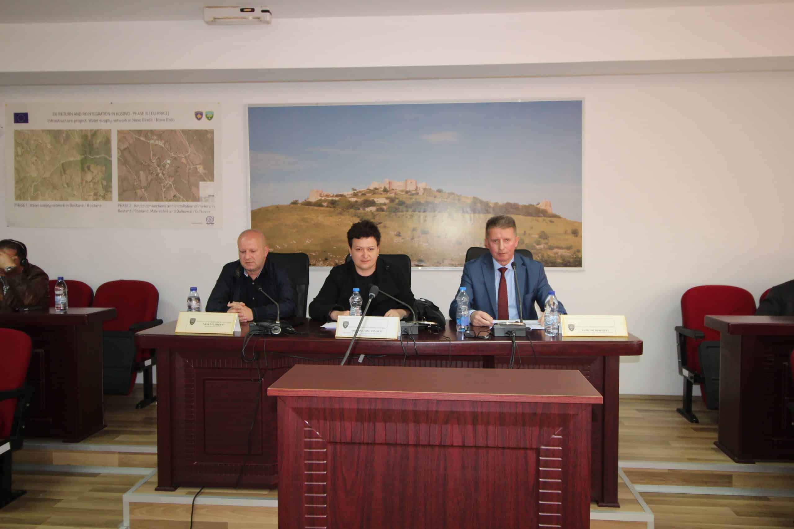 MBAHET SEANCA E KATËRT E RREGULLT E KUVENDIT TË KOMUNËS SË NOVOBËRDËS Më 28.04.2022, duke filluar nga ora 10:00