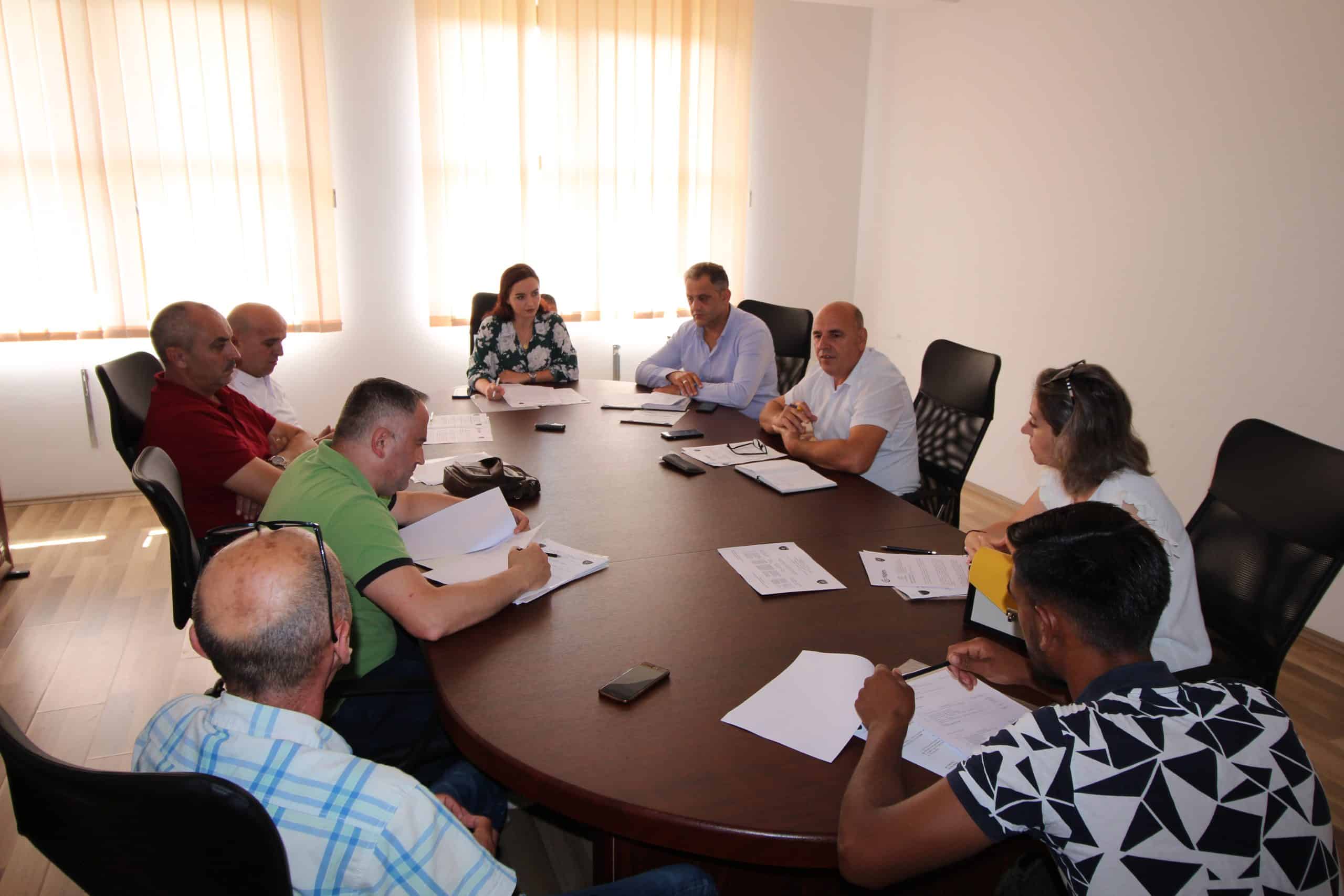 U MBAJT SEANCA E TRETË E KOMITETIT PËR KOMUNITETE